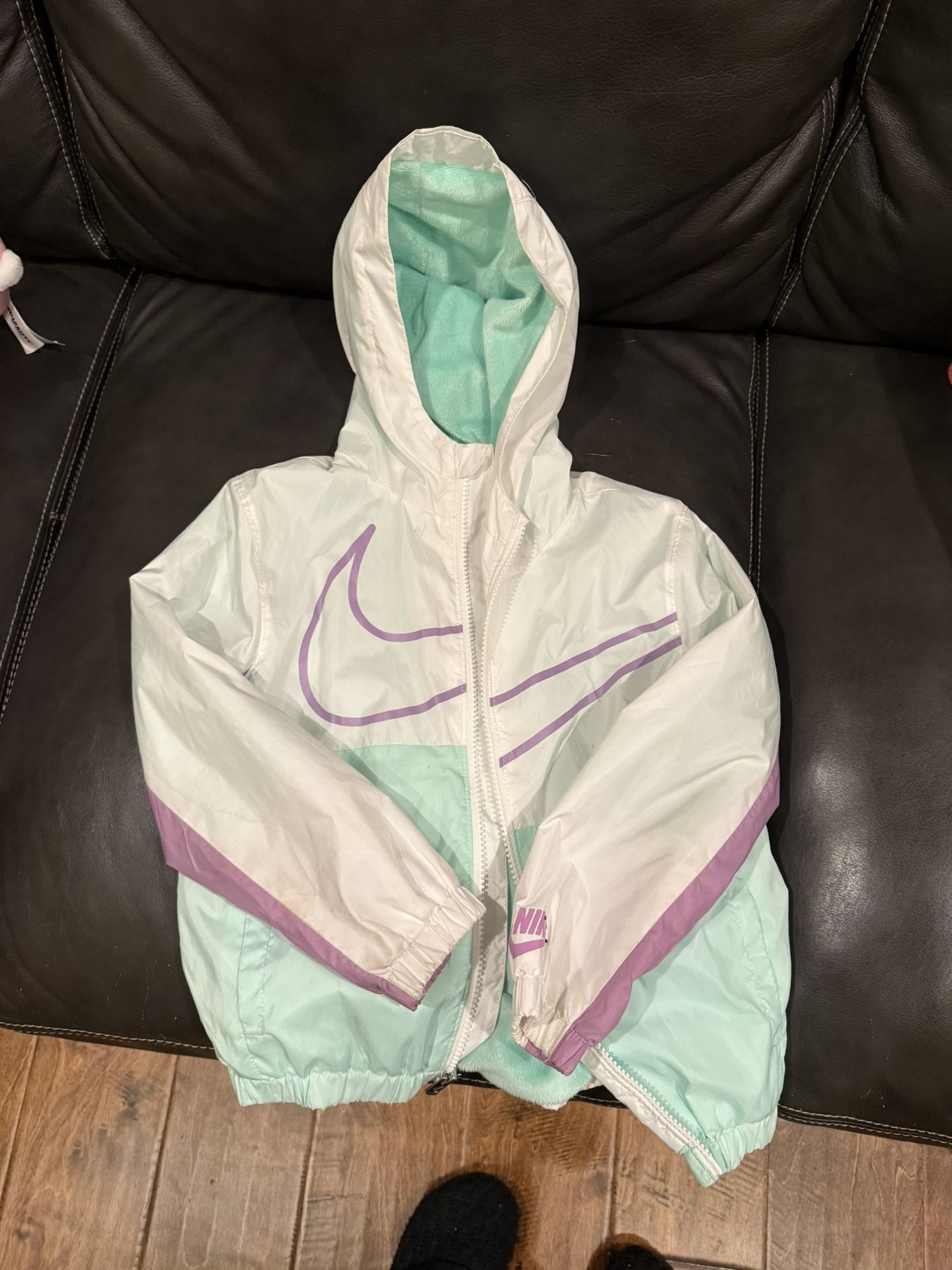 Nike jacket Size 6 