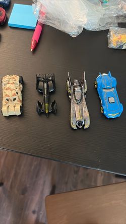 Hot Wheels Batman Die-Cast Cars Set of 4