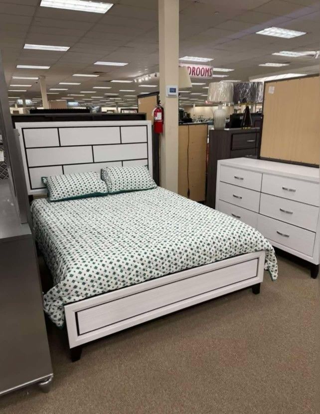 White Bedroom Set