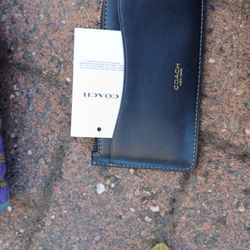 Coach Small Card Holder With Change Zipper