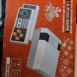Classic Retro Games Console with Built in 620 Games