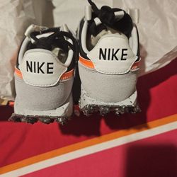 Nike Waffle Racer Crater Size 6