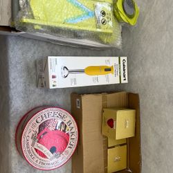 Set Of Cuisinart Blender Cheese Pots Slicer