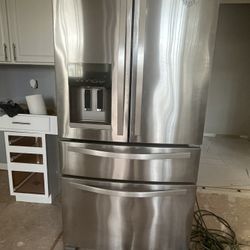 Kitchen appliance Whirlpool