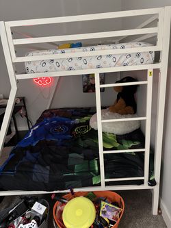 MOVING SALE! Twin Over Full Bunk Bed + 2 Mattresses – $65