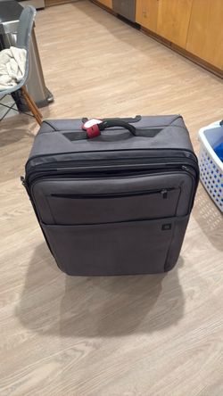 Samsonite Large Softside Spinner Luggage