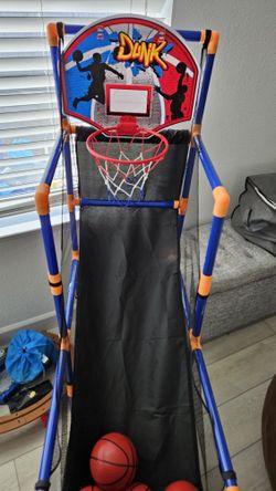 Dunk Basketball Playset