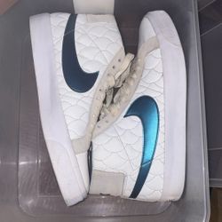 Nike High Top
