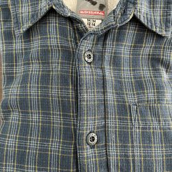 Quicksilver Long Sleeve Button Shirt Youth Medium Size 12-14