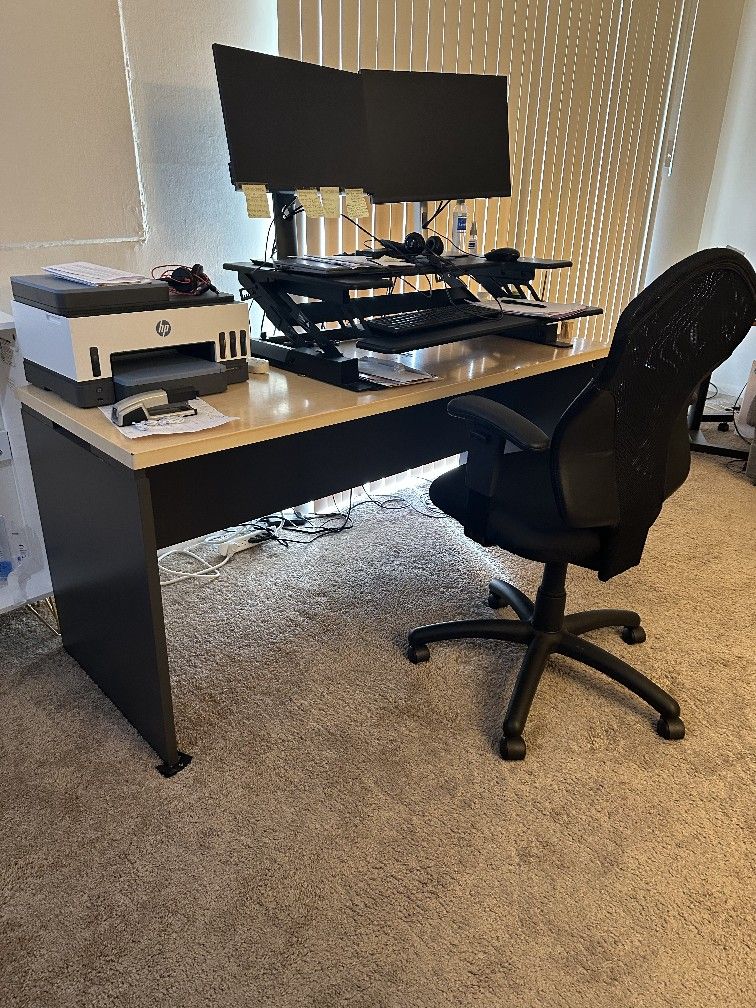 OfficeChair And Table With Sit And Stand Attached