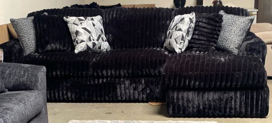 Black Onyx Plush Corduroy 2pc Sectional Deep  seats wide Chaise 120x65 includes six accent pillow pick up can deliver