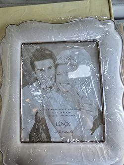 Lenox Opal Innocence Frame 8×10