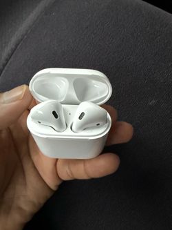 Apple AirPods Gen 2