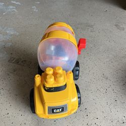 Construction Truck With Blocks