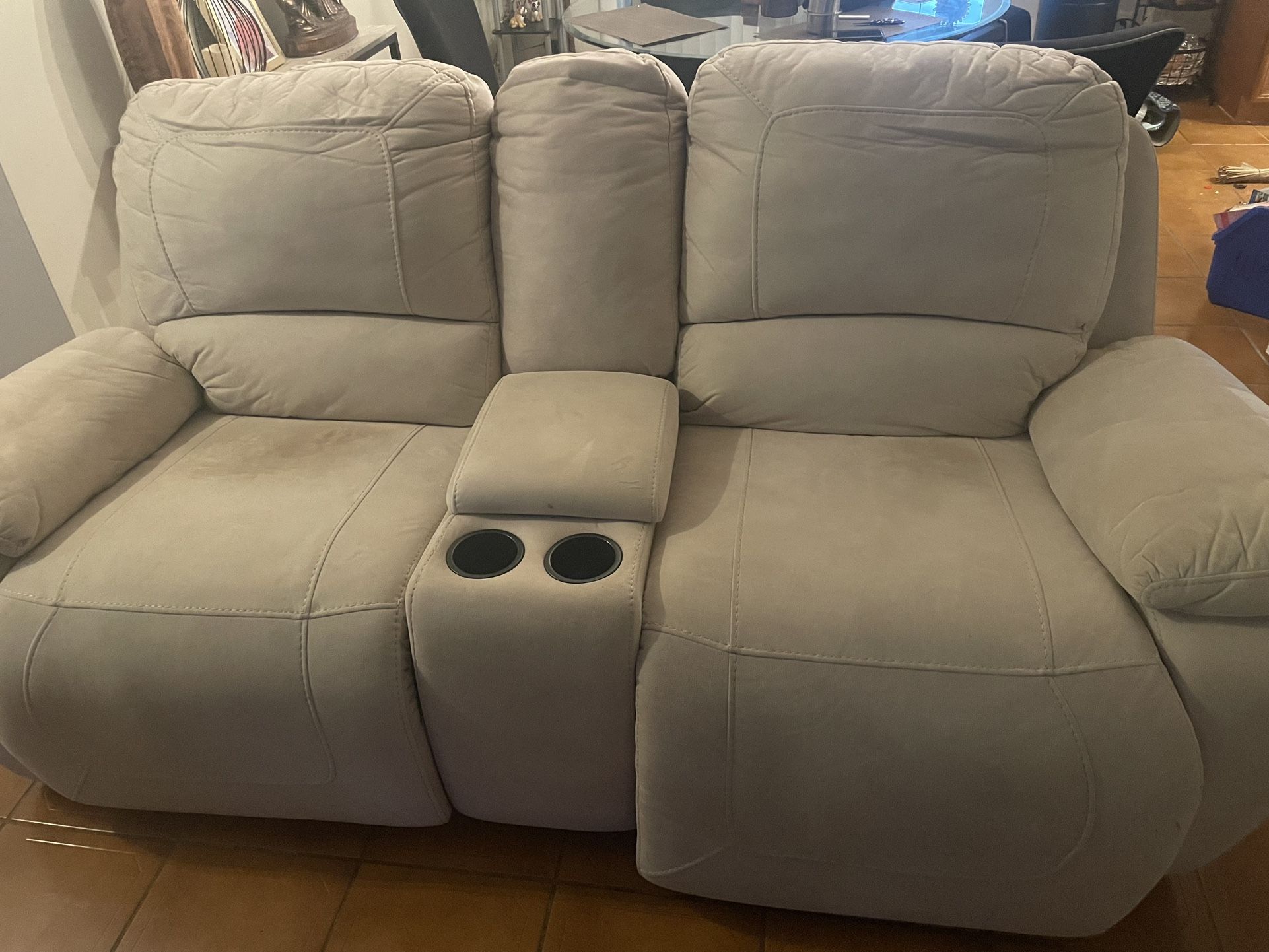 Reclining Loveseat with Cup Holders