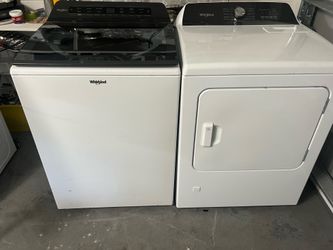 Whirlpool washer and dryer set gas