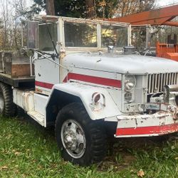 Studebaker. 1952 M 44, Duce And A Half