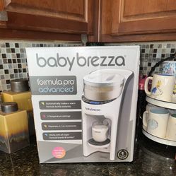 NIB Baby Brezza New and Improved Formula Pro Advanced Formula Dispenser Machine