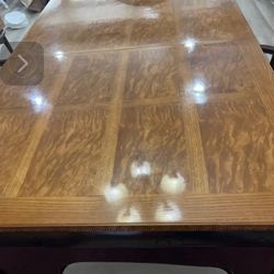 Búrlelos Mahogany Wood Table With 6 Chairs And 2 Extensions 