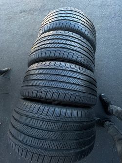 275/40R22 GOOD YEAR EAGLE TOURING