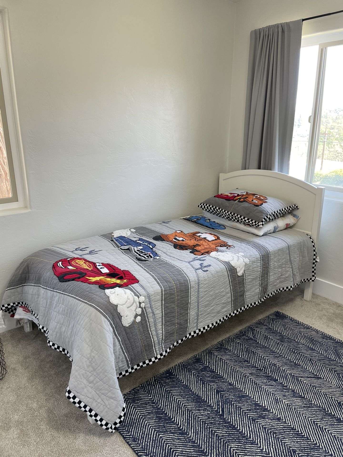White Pottery Barn Austen Twin Bed