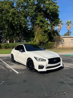 2015 Infiniti Q50
