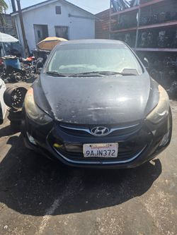 2013 Hunday  Elantra for parts