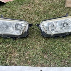 2010-2013 Original Toyota 4Runner Headlights