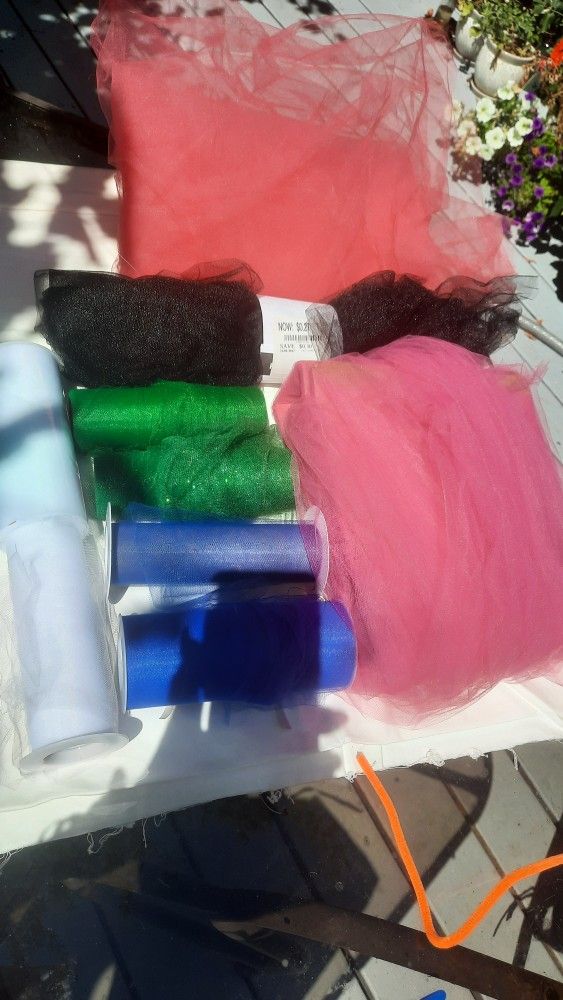 7 Colors of Tulle Plus 10 Misc Balls