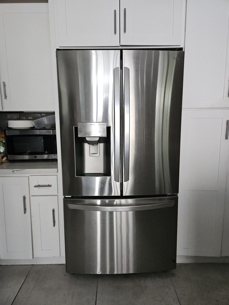 Refrigerator For Sale