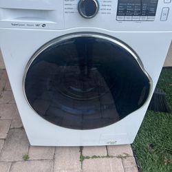 2.2 cu.ft. Compact Front hLoad Washer 2021