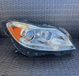 2011 2012 2013 2014 Mercedes-Benz CL550 CL600 CL63 CL65 W216 Right Passenger Side Xenon HID Complete Headlight OEM