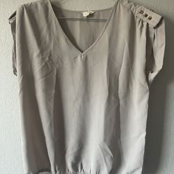 One Clothing, Women’s Beige Stud Shortsleeved V Neck Blouse, Size M