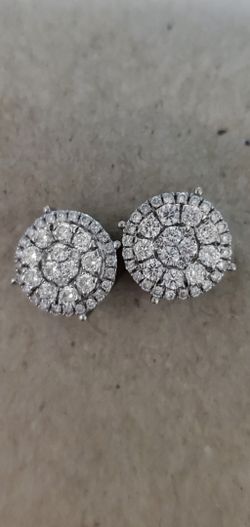 14k WHITE GOLD DIAMOND EARRINGS