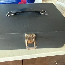 Small Cash Safe With Keys - Good Condition 
