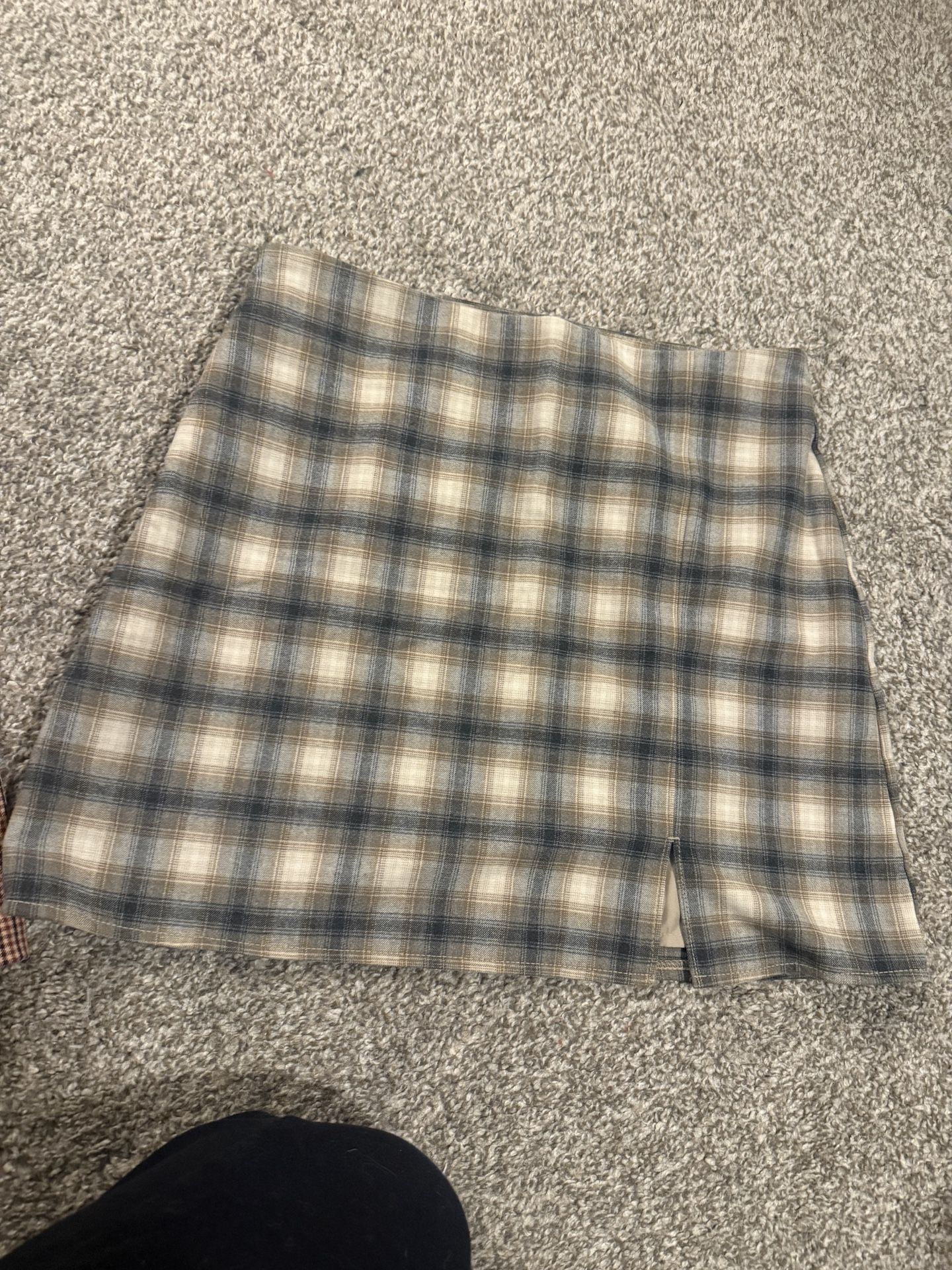 Cute Mini Skirt for Fall