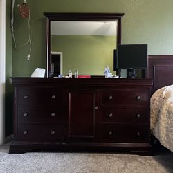 Vintage Style Dresser With Mirror Hardwood