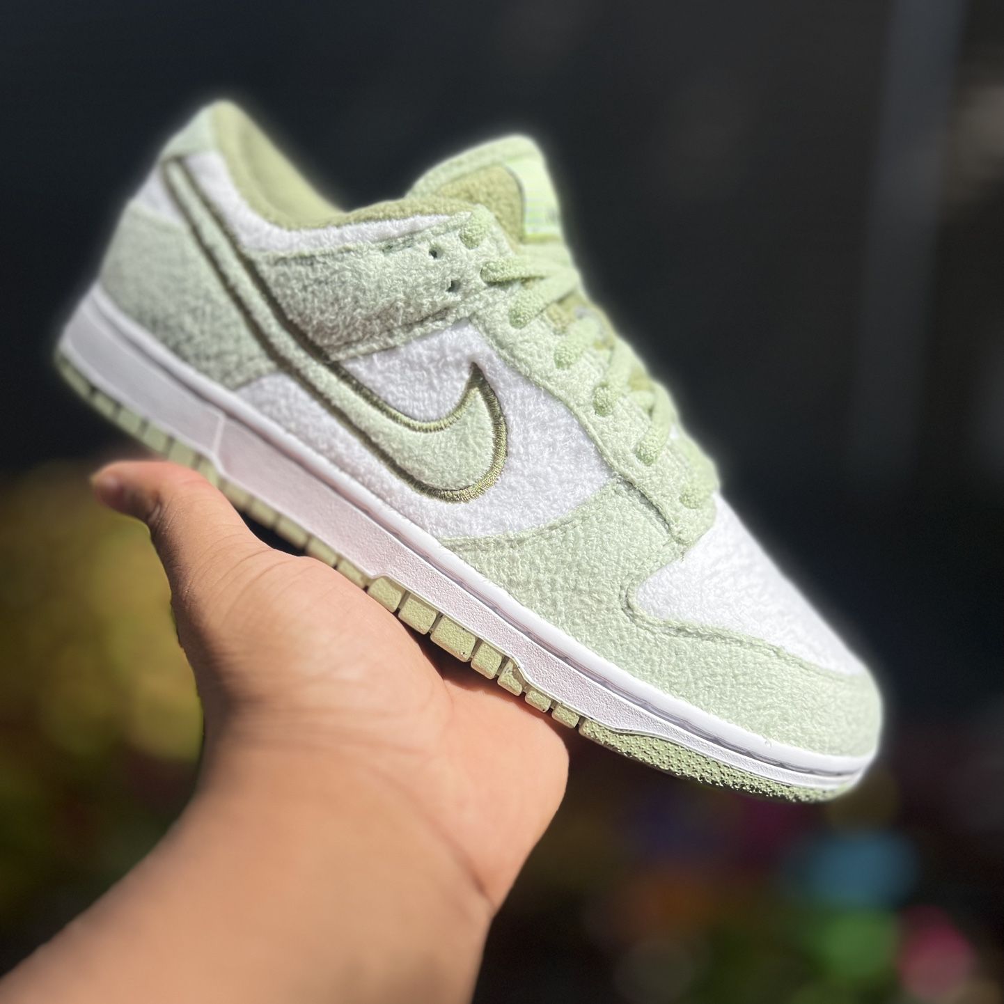 Nike Dunk Low SE “Fleece Pack Honeydew” DQ7579-300 Size 8.5W / 7M 