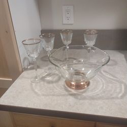 Vintage Punch Bowl And 4 Glasses
