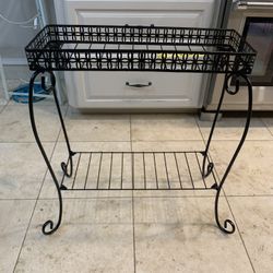 2 Tier Metal Plant Stand 