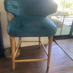 Tall Accent Chair 
