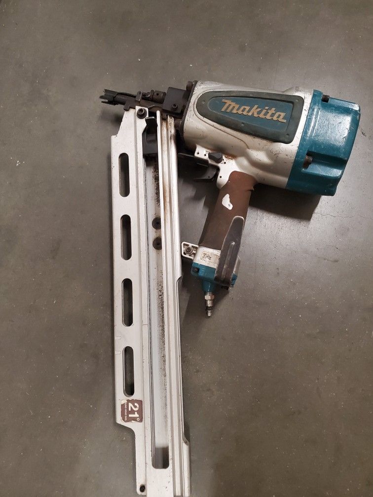 Makita Pneumatic Framing Nailer
