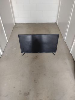 34 inch Samsung smart tv