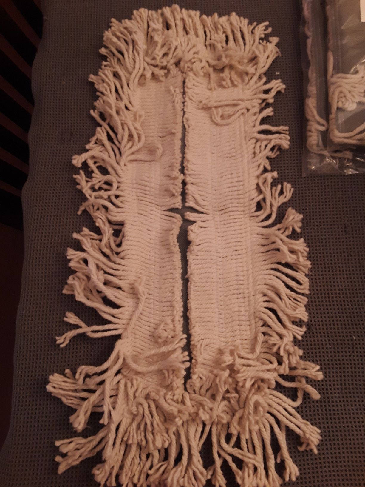 5" X 18" dust mop pads