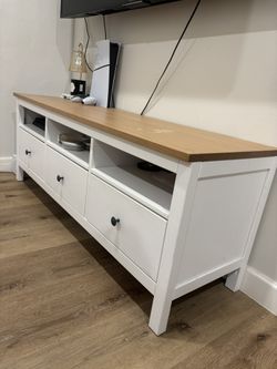 Tv Stand/drawer