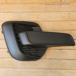 2010-2015 Chevy Equinox Right Fog Light Hole Cover ORIGINAL 