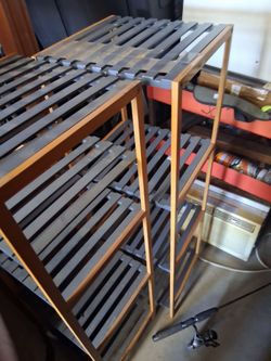 Pair of 4 foot shelves