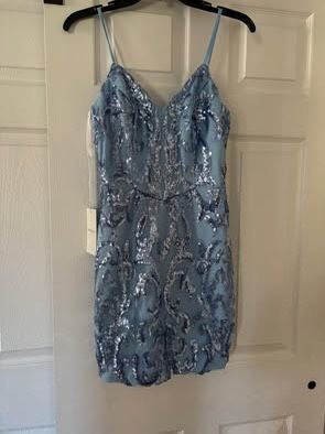 NWT Junior Dress - Size M