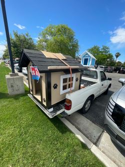 Brand New Dog House For Sale