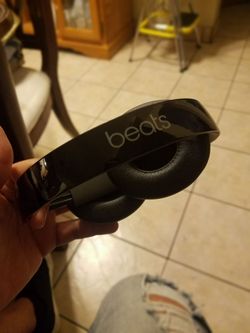 BEATS headphones ( wired ) OBO